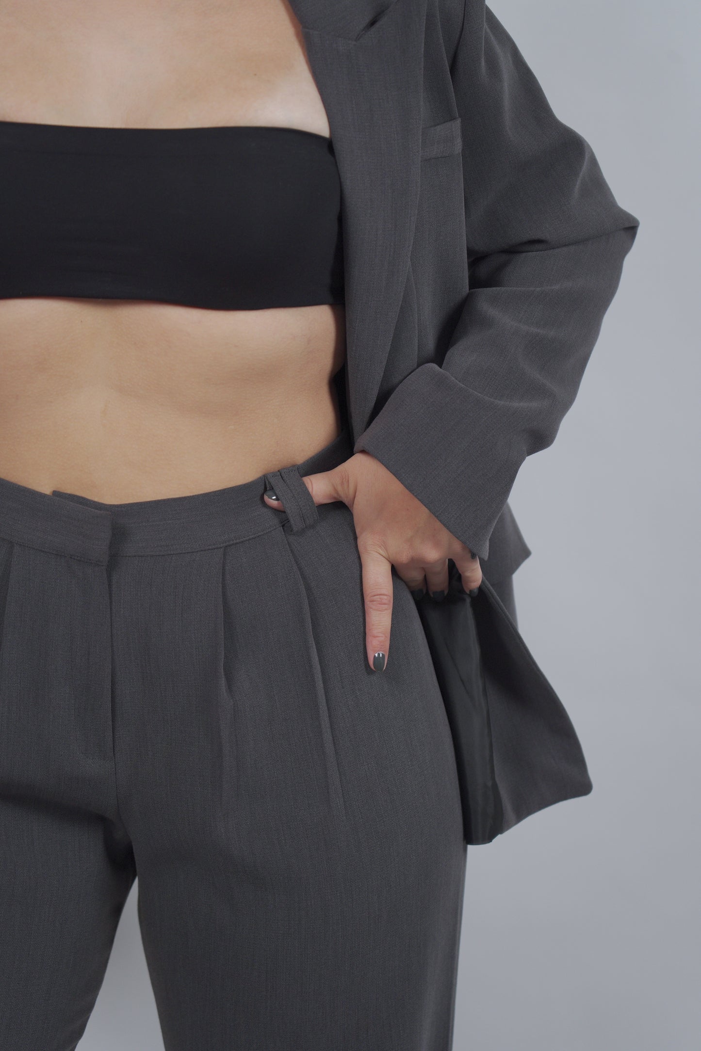 The Must Pants in Grey