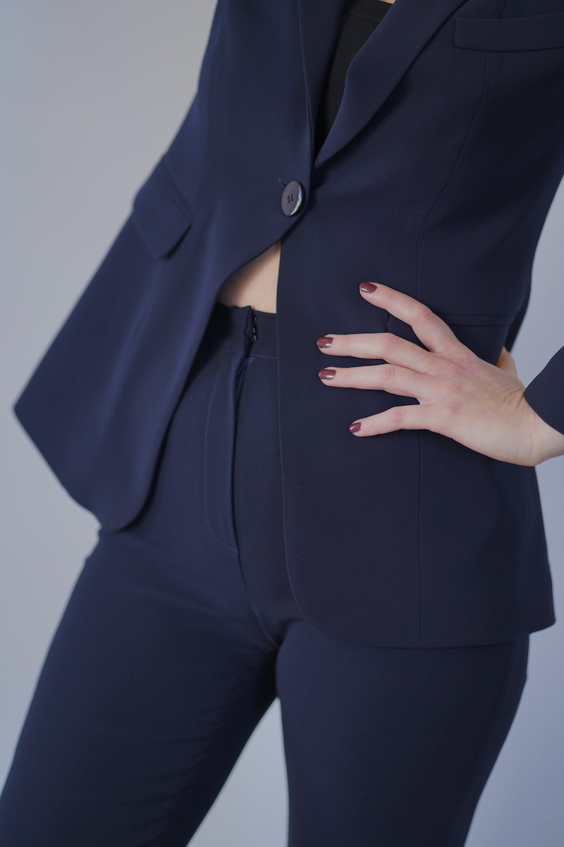 The Fitted Blazer in Navy