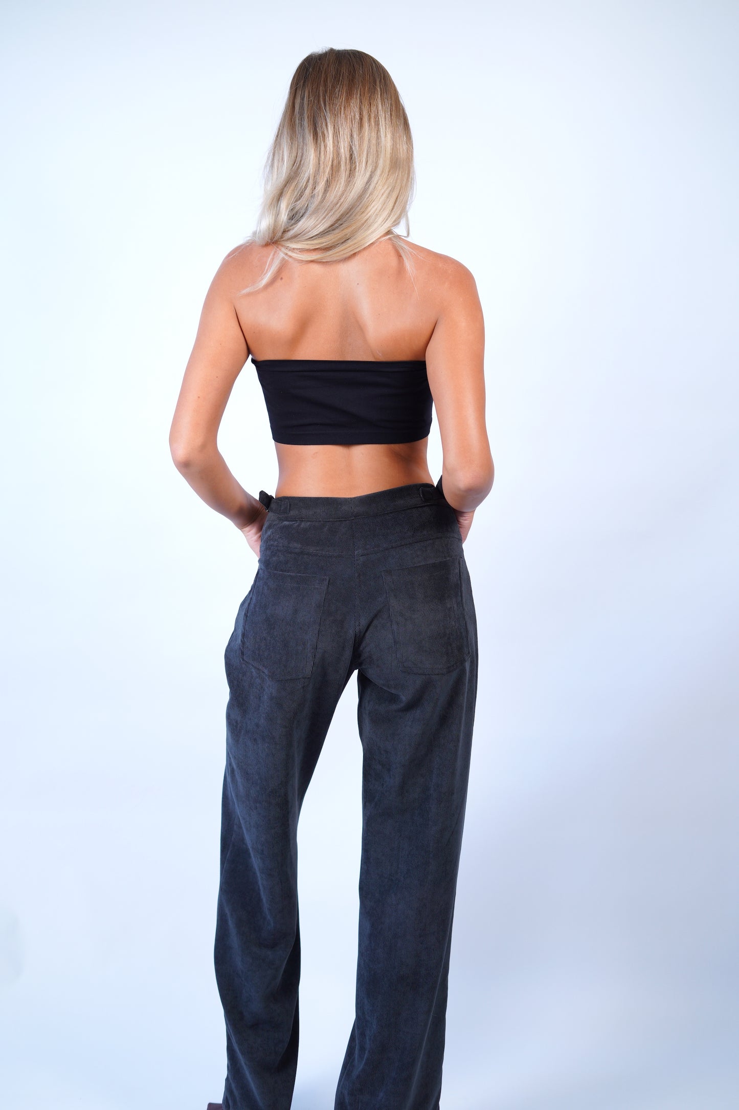 The Sunday Pants in Dark Grey